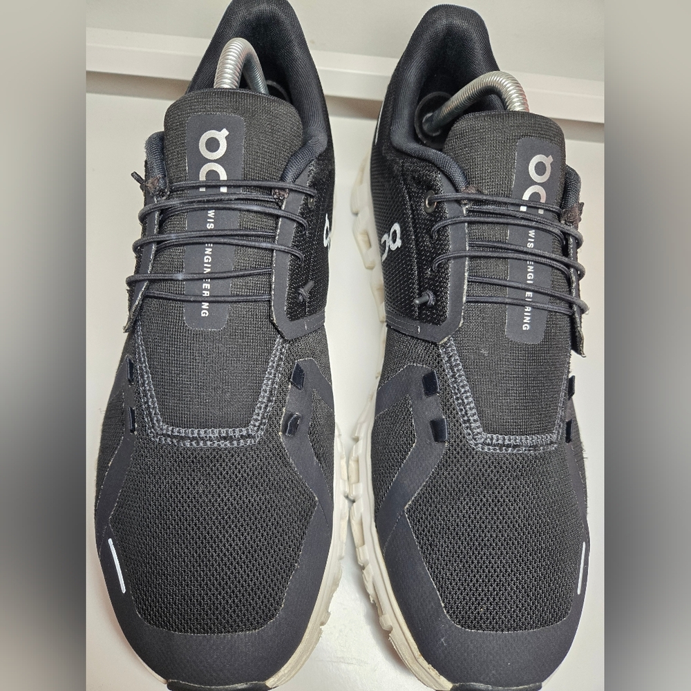 On Running Men's Black Athletic Shoes